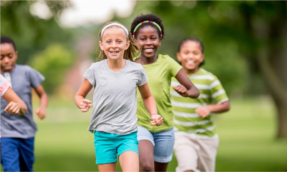 kids running 2-min kids running
